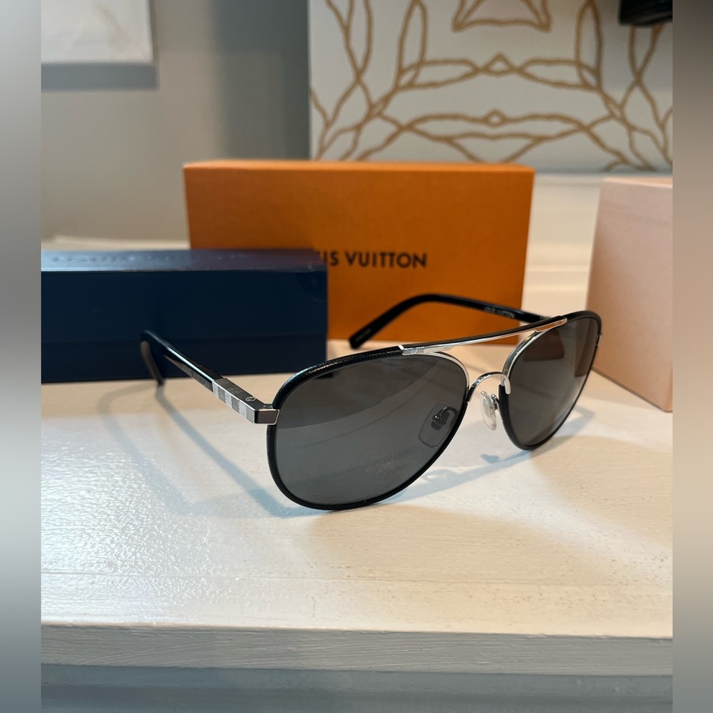 Louis Vuitton Aviator Sunglasses